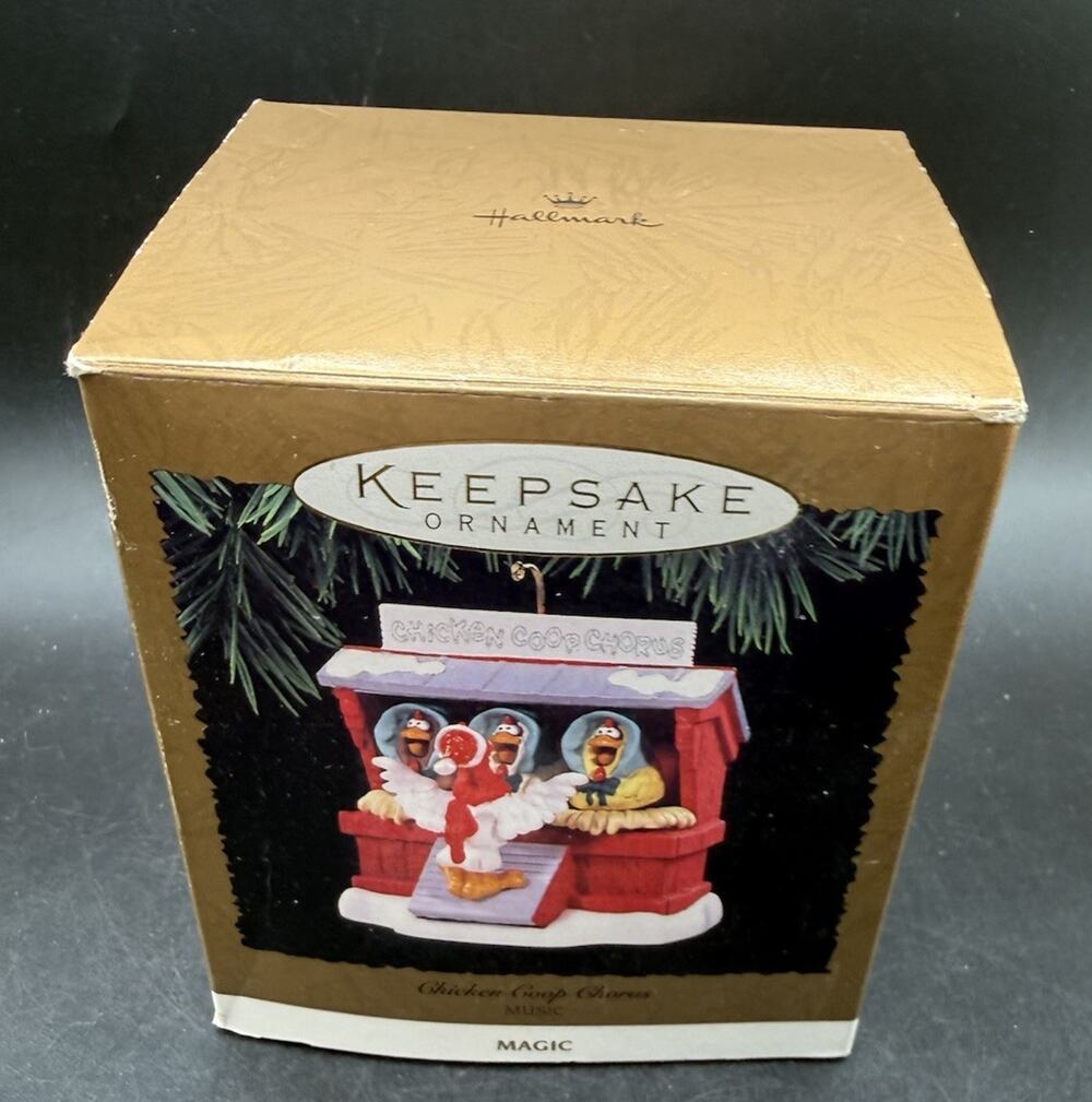 Hallmark Chicken Coop Chorus 1996 Ornament Sound Christmas Ornament -31D